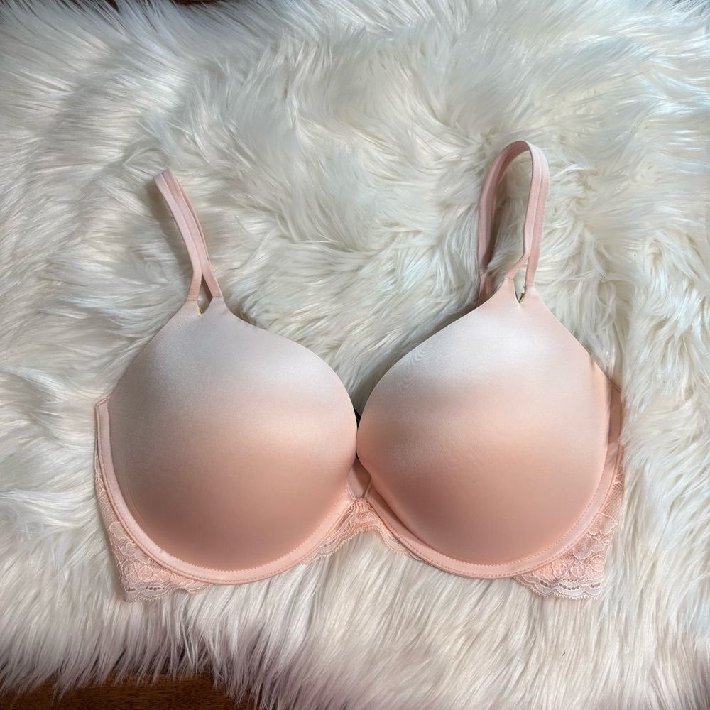 Victorias Secret Very Sexy Push-Up Bra Size 34DDD